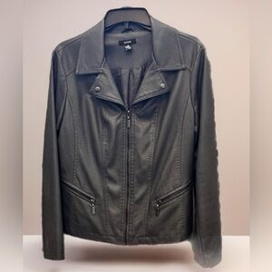 ALFANI Women's Gray Faux Leather Zip-Up Jacket, Size M